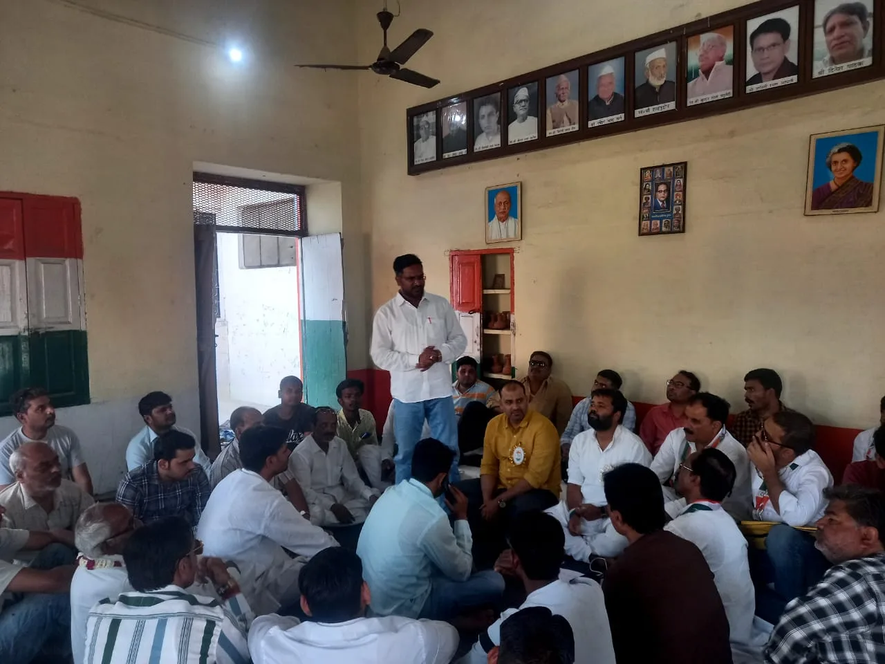 कांग्रेस प्रत्याशी के समर्थन में कार्यकर्ताओं से मुकेश धनगर बनकर वोट मांगने का किया आग्रह: विक्रम वाल्मीकि | New India Times