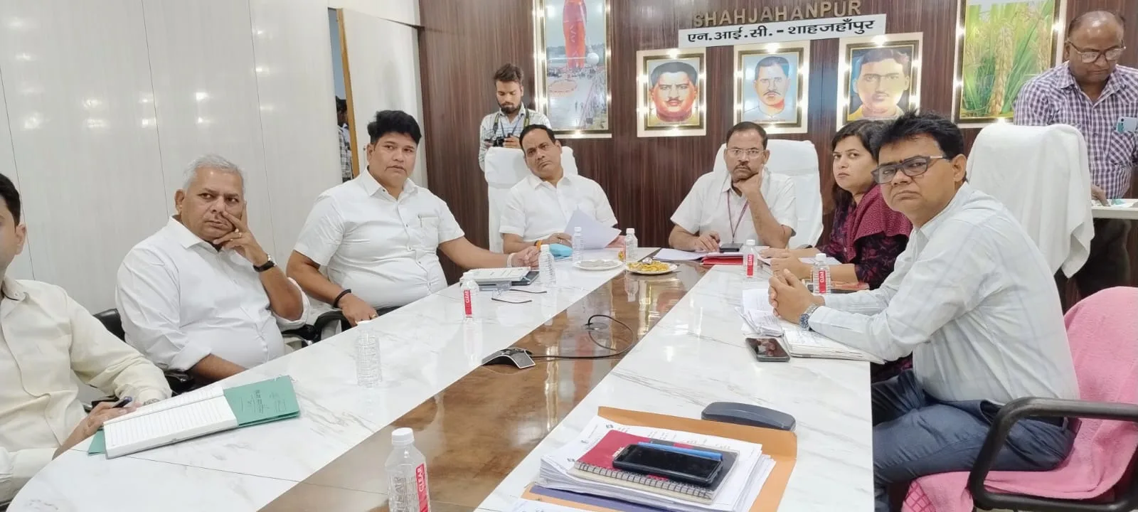 ज़िला निर्वाचन अधिकारी की मौजूदगी में पीठासीन अधिकारी&nbsp; व मतदान अधिकारी का किया गया चयन | New India Times