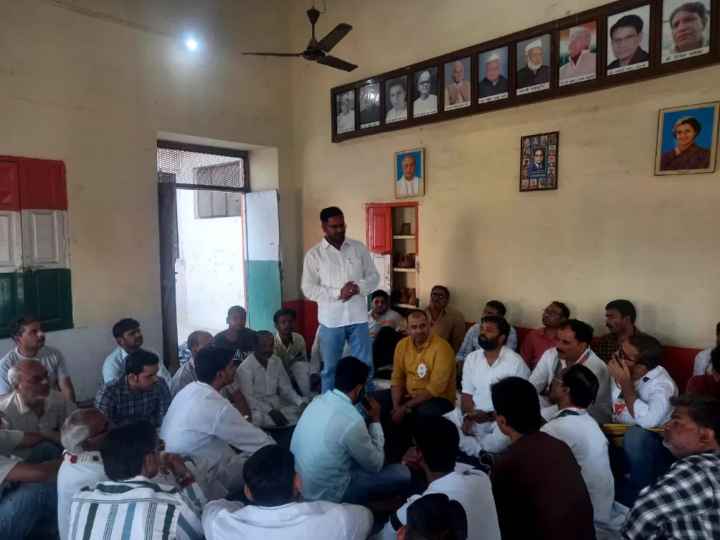 कांग्रेस प्रत्याशी के समर्थन में कार्यकर्ताओं से मुकेश धनगर बनकर वोट मांगने का किया आग्रह: विक्रम वाल्मीकि 2 कांग्रेस प्रत्याशी के समर्थन में कार्यकर्ताओं से मुकेश धनगर बनकर वोट मांगने का किया आग्रह: विक्रम वाल्मीकि | New India Times