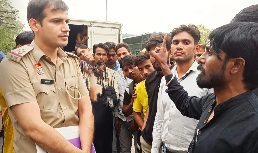 दलित एएनएम छात्रा की संदिग्ध मौत, परिजनों ने लगाया हत्या का आरोप, भीमसेना चीफ सतपाल तंवर पहुंचे शवगृह | New India Times