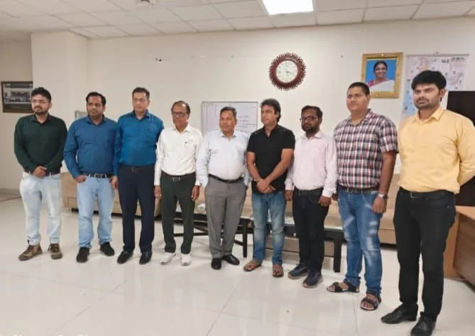 दतिया ऑर्थोपेडिक एसोसिएशन के गठन हेतु मेडिकल डीन के द्वारा ली गई जिले के सभी आर्थो सर्जन की मीटिंग 2 दतिया ऑर्थोपेडिक एसोसिएशन के गठन हेतु मेडिकल डीन के द्वारा ली गई जिले के सभी आर्थो सर्जन की मीटिंग | New India Times