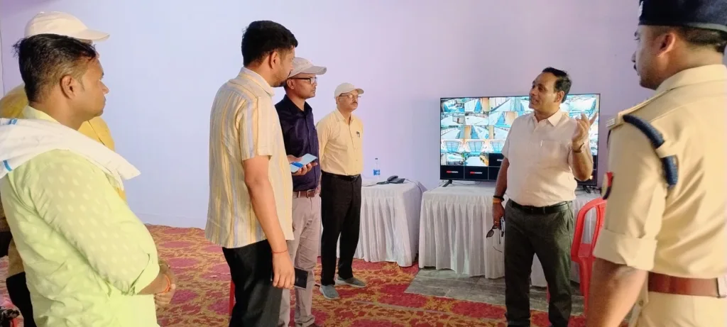 ईवीएम व वीवीपैट की 24 घंटे स्ट्रांग रूम की सतत रूप से की जा रही है निगरानी | New India Times