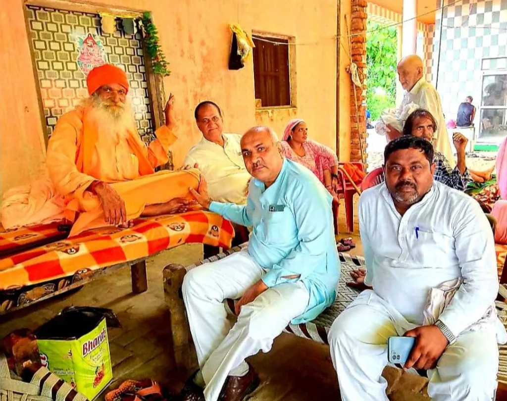 80 वर्षीय बिटावदा के महान संत शीतलदास महाराज को दी गयी भू समाधि 2 80 वर्षीय बिटावदा के महान संत शीतलदास महाराज को दी गयी भू समाधि | New India Times