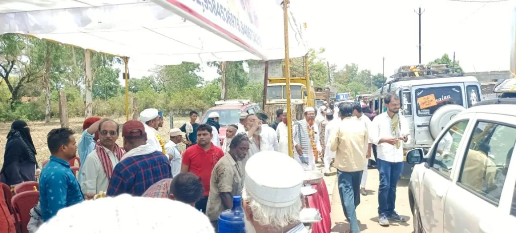 हज पर जाने वाले हाजियों का किया गया इस्तकबाल, सभी ने की दुवाओं की गुज़ारिश&nbsp; | New India Times