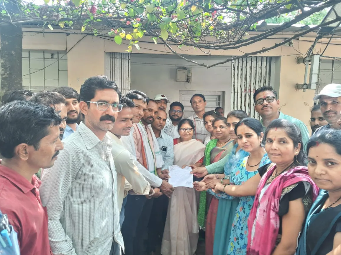 अतिथि शिक्षक संघ द्वारा विभिन्न मांगों को लेकर की गई बैठक आयोजित | New India Times