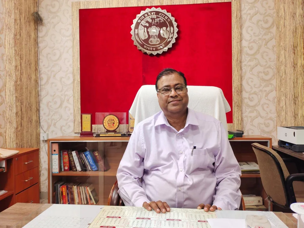 चार निजी हॉस्पिटलों को कारण बताओ सूचना पत्र 2 चार निजी हॉस्पिटलों को कारण बताओ सूचना पत्र | New India Times