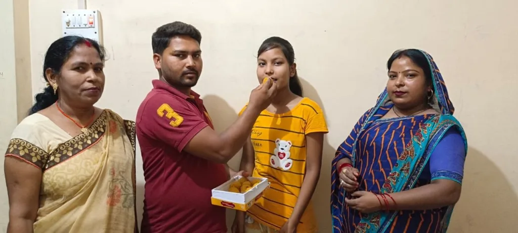 श्रेष्ठ स्कूल योजना की प्रवेश परीक्षा में चयनित हुई खुनियांव क्षेत्र की बालिका, आल इंडिया 965 वीं रैंक हासिल करके बढ़ाया क्षेत्र का मान 2 श्रेष्ठ स्कूल योजना की प्रवेश परीक्षा में चयनित हुई खुनियांव क्षेत्र की बालिका, आल इंडिया 965 वीं रैंक हासिल करके बढ़ाया क्षेत्र का मान | New India Times