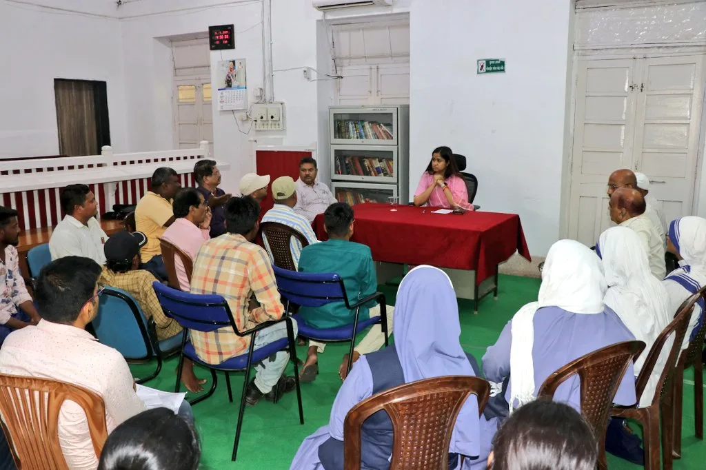 दिव्यांगों की समस्याओं को दृष्टिगत रखते हुए कलेक्टर कार्यालय में बैठक आयोजित 2 दिव्यांगों की समस्याओं को दृष्टिगत रखते हुए कलेक्टर कार्यालय में बैठक आयोजित | New India Times
