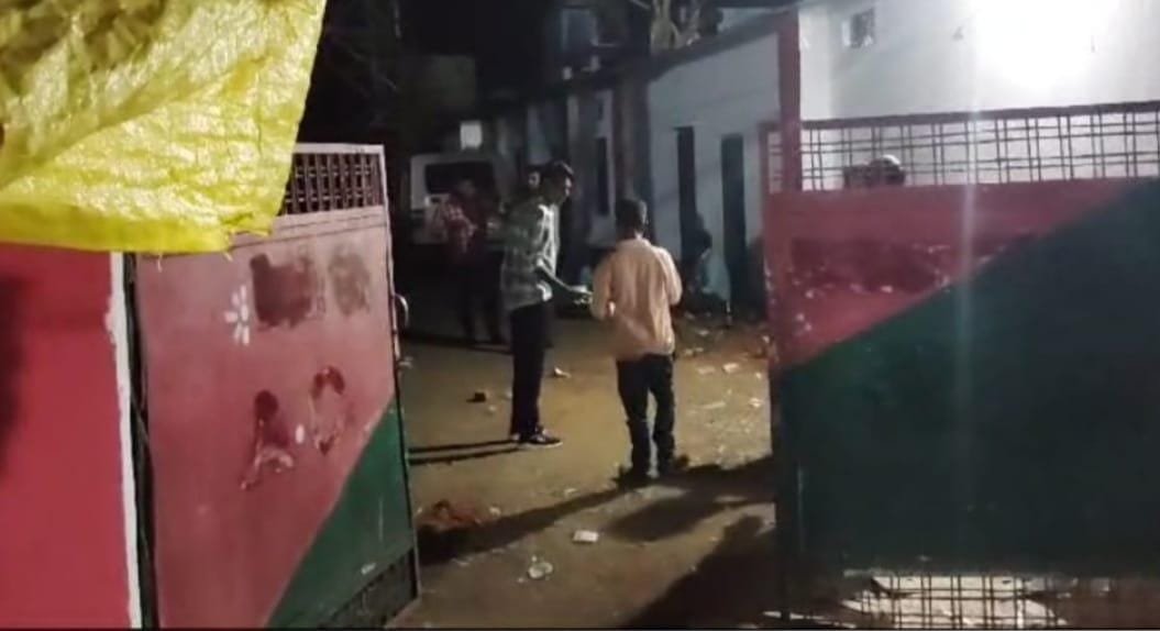 खुलेआम अवैध रूप से संचालित हो रहा है अहाता, कुंभकर्णी नींद में सोया हुआ आबकारी विभाग 1 खुलेआम अवैध रूप से संचालित हो रहा है अहाता, कुंभकर्णी नींद में सोया हुआ आबकारी विभाग | New India Times