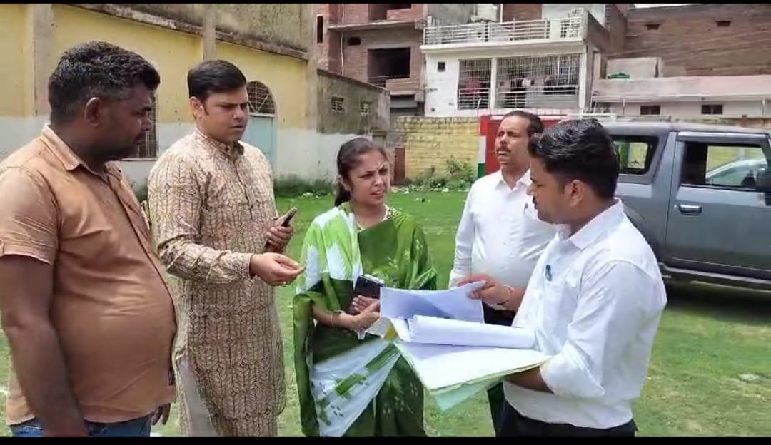 नगर परिषद सभापति खुशबू सिंह ने इंडोर स्टेडियम के कार्य का किया शिलान्यास 1 नगर परिषद सभापति खुशबू सिंह ने इंडोर स्टेडियम के कार्य का किया शिलान्यास | New India Times