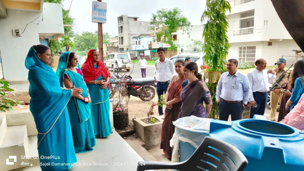 कलेक्टर द्वारा किया गया मेघनगर जनपद पंचायत के सभा कक्ष में आकांक्षी कार्यक्रम का शुभारंभ | New India Times