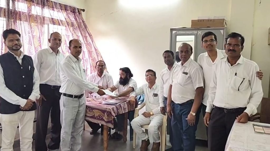 जुन्नारदेव अधिवक्ता संघ चुनाव 2024 का हुआ आगाज़, नामांकन हुए दाख़िल 2 जुन्नारदेव अधिवक्ता संघ चुनाव 2024 का हुआ आगाज़, नामांकन हुए दाख़िल | New India Times