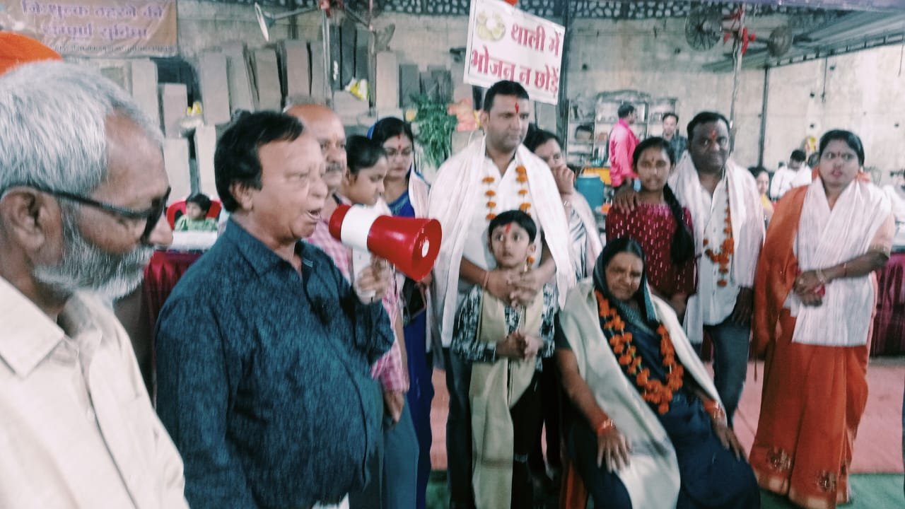 मेला यात्रियों की निःस्वार्थ सेवा पर समाज सेवी संस्थाएं धार्मिक संगठन एवं पत्रकारों द्वारा साहू परिवार का किया गया आत्मीय अभिनन्दन 1 मेला यात्रियों की निःस्वार्थ सेवा पर समाज सेवी संस्थाएं धार्मिक संगठन एवं पत्रकारों द्वारा साहू परिवार का किया गया आत्मीय अभिनन्दन | New India Times