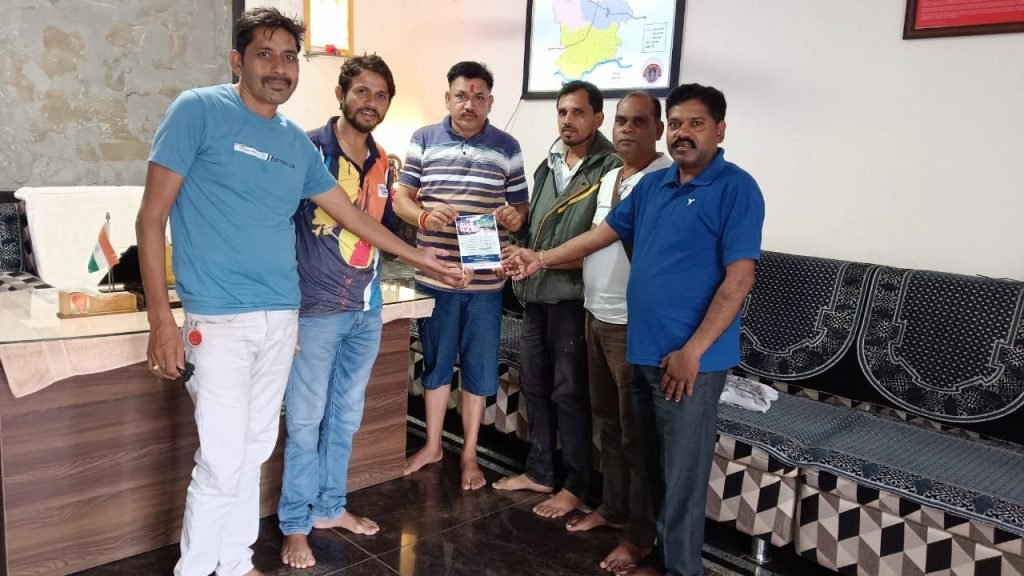 विश्व आदिवासी दिवस को लेकर कमेटी के सदस्यों ने कैबिनेट मंत्री, सासंद, विधयक एवं स्थानीय जनप्रतिनिधियों को दिया आमंत्रण 4 विश्व आदिवासी दिवस को लेकर कमेटी के सदस्यों ने कैबिनेट मंत्री, सासंद, विधयक एवं स्थानीय जनप्रतिनिधियों को दिया आमंत्रण | New India Times