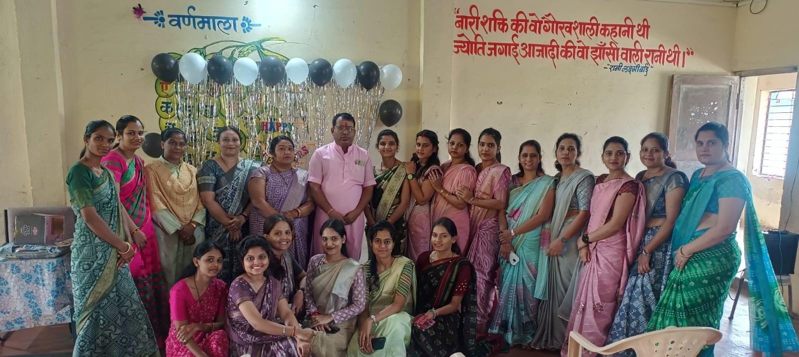 मेघनगर सरस्वती शिशु मंदिर में शिक्षक दिवस पर शिक्षकों का सम्मान सांस्कृतिक एवं रंगारंग प्रस्तुतियां देकर स्कूली बच्चों ने किया 1 मेघनगर सरस्वती शिशु मंदिर में शिक्षक दिवस पर शिक्षकों का सम्मान सांस्कृतिक एवं रंगारंग प्रस्तुतियां देकर स्कूली बच्चों ने किया | New India Times