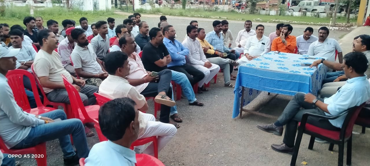 आगामी त्यौहारों को लेकर थाना अमानगंज में शांति समिति की बैठक संपन्न 1 आगामी त्यौहारों को लेकर थाना अमानगंज में शांति समिति की बैठक संपन्न | New India Times