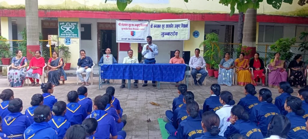 नंदलाल सूद उत्कृष्ट विद्यालय जुन्नारदेव में विश्व प्राथमिक चिकित्सा दिवस का हुआ आयोजन, बीएमओ डॉ. बाथम ने दी विद्यार्थियों को जानकारी 2 नंदलाल सूद उत्कृष्ट विद्यालय जुन्नारदेव में विश्व प्राथमिक चिकित्सा दिवस का हुआ आयोजन, बीएमओ डॉ. बाथम ने दी विद्यार्थियों को जानकारी | New India Times