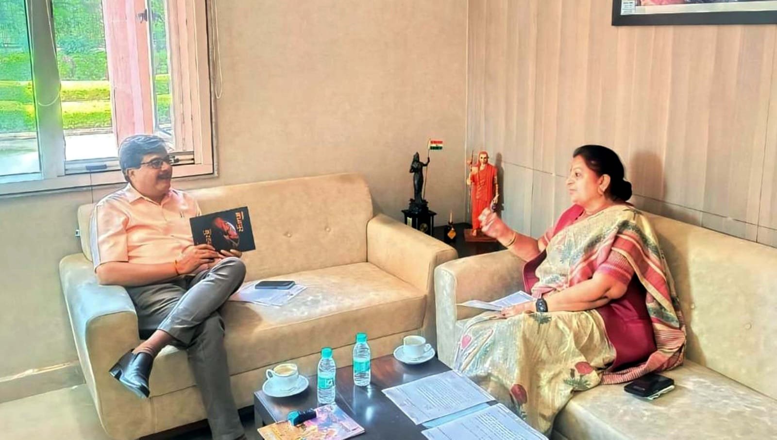 मुख्यमंत्री डॉ.मोहन यादव से अर्चना चिटनिस ने बुरहानपुर के पुरातत्व और पर्यटन संपदा संरक्षण-विकास हेतु रखी मांगें 1 मुख्यमंत्री डॉ.मोहन यादव से अर्चना चिटनिस ने बुरहानपुर के पुरातत्व और पर्यटन संपदा संरक्षण-विकास हेतु रखी मांगें | New India Times