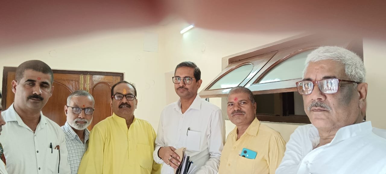 प्रमोशन और अन्य समस्याओं को लेकर राज्य कर्मचारी संयुक्त परिषद के प्रतिनिधि मंडल ने राजस्व परिषद के अध्यक्ष को सौंपा ज्ञापन 1 प्रमोशन और अन्य समस्याओं को लेकर राज्य कर्मचारी संयुक्त परिषद के प्रतिनिधि मंडल ने राजस्व परिषद के अध्यक्ष को सौंपा ज्ञापन | New India Times