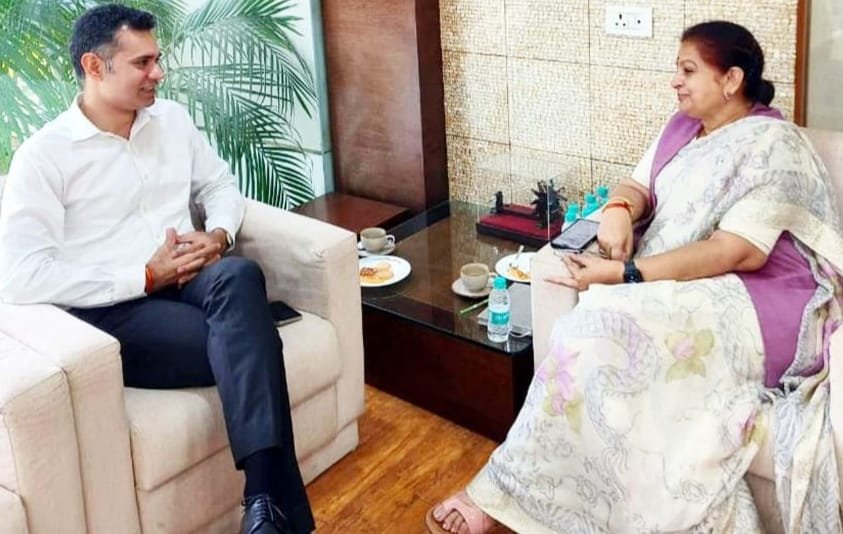 मां ईच्छादेवी पर रोप-वे निर्माण सहित विभिन्न विकास कार्यों को लेकर अर्चना चिटनिस ने भोपाल में उच्चाधिकारियों से की भेंट 1 मां ईच्छादेवी पर रोप-वे निर्माण सहित विभिन्न विकास कार्यों को लेकर अर्चना चिटनिस ने भोपाल में उच्चाधिकारियों से की भेंट | New India Times