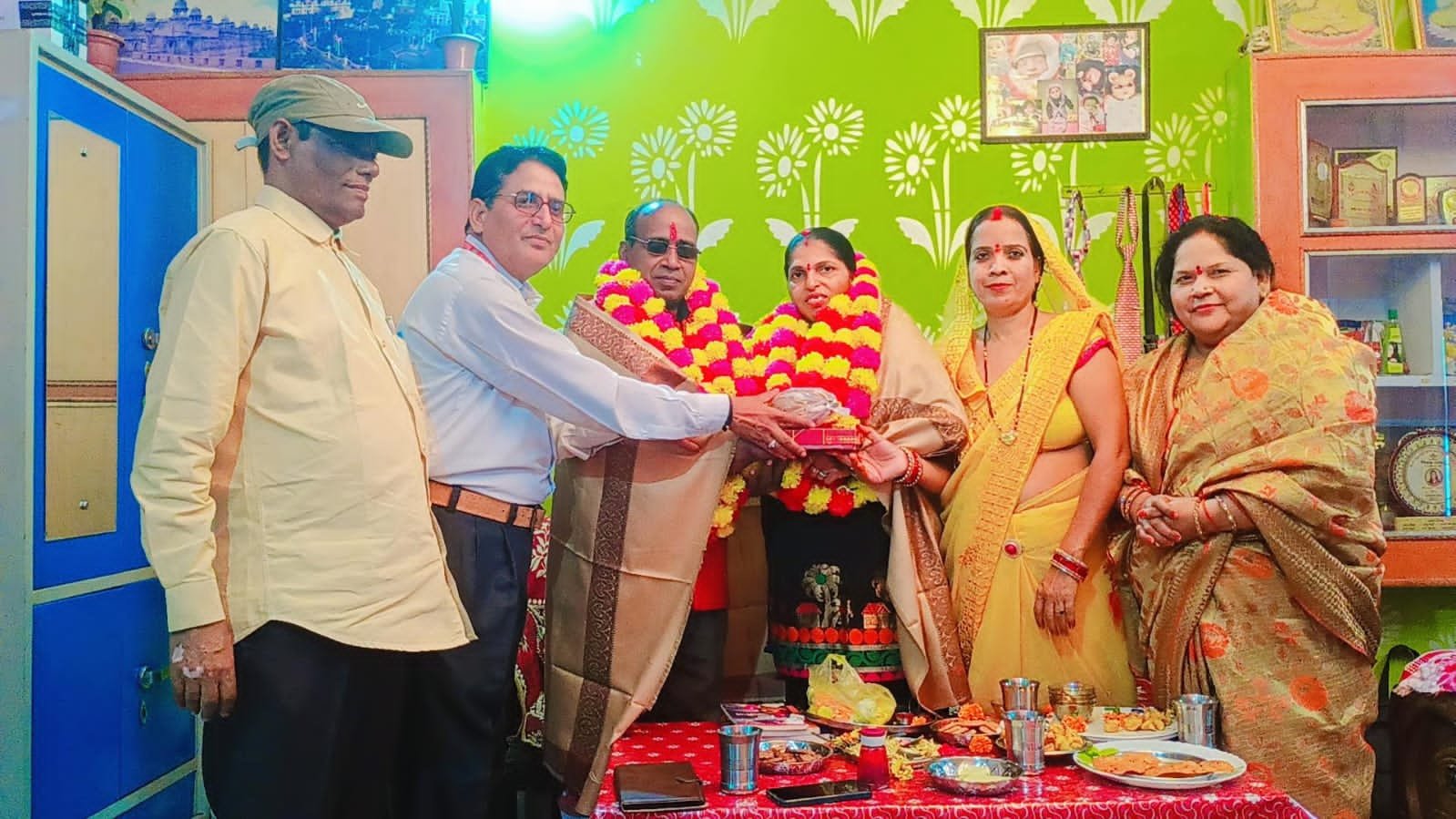 गोपाल किरण समाज सेवी संस्था राष्ट्रीय अध्यक्ष श्रीप्रकाश सिंह निमराजे, उनकी पत्नी एवं राष्ट्रीय संयोजक श्रीमती सुनीता श्रीवास्तव का किया गया भव्य स्वागत | New India Times