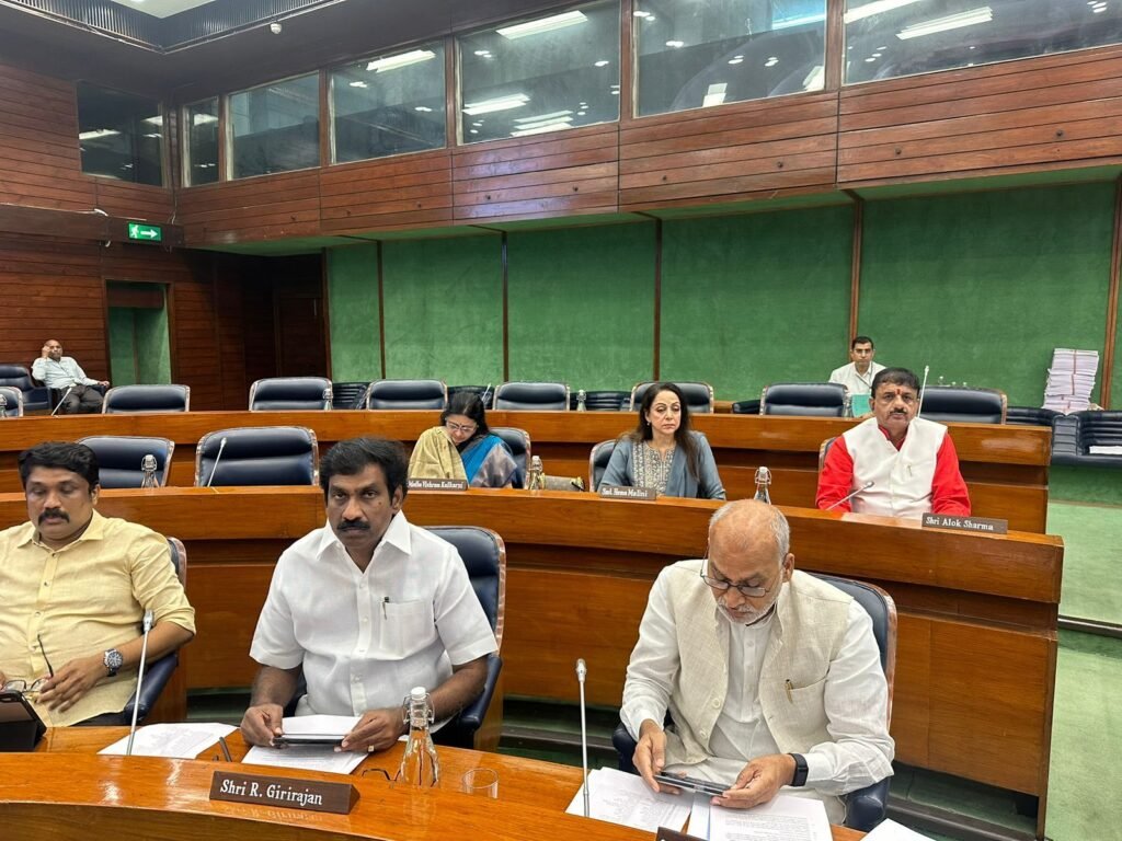 राजधानियों का विकास दिल्ली एनसीआर की तर्ज पर हो, देश भर की तमाम राजधानियों के लिए अलग से बनाया जाए स्टेट कैपिटल मॉडल: सांसद आलोक शर्मा | New India Times