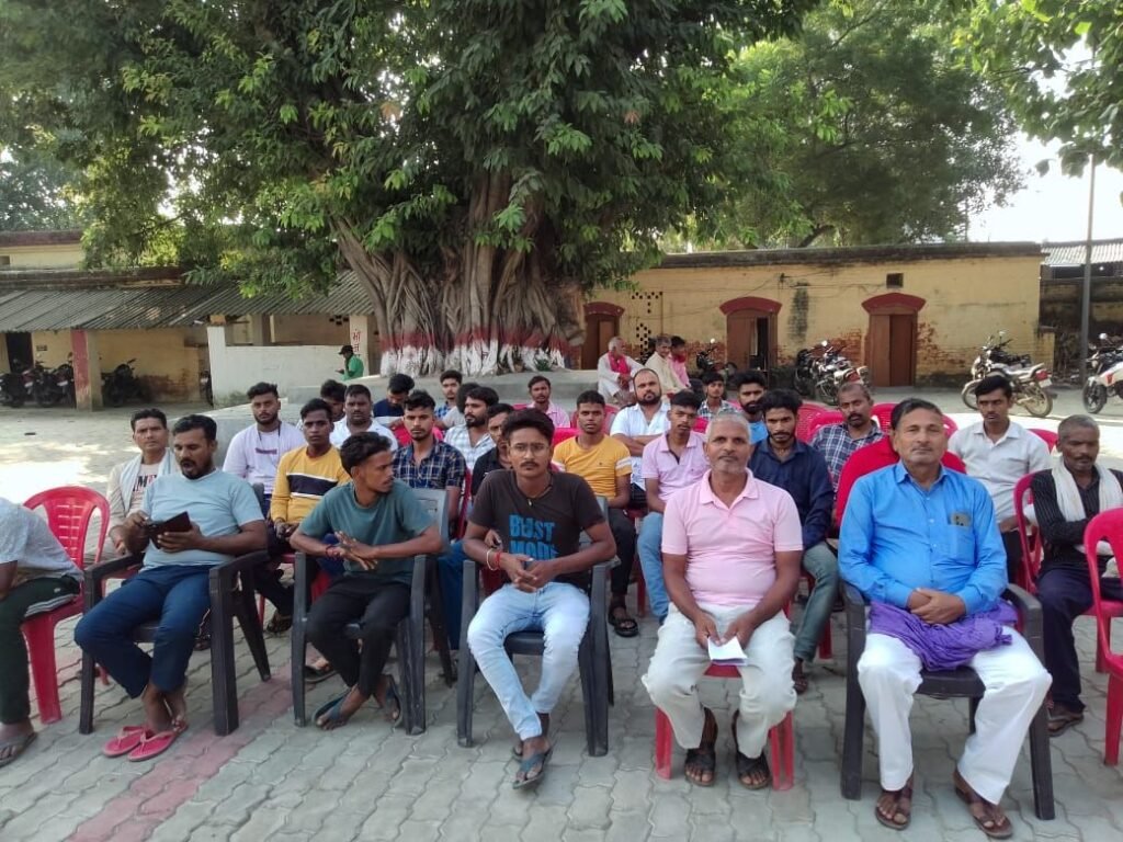 खजनी थाना परिसर में की गई&nbsp; थानाध्यक्ष के अध्यक्षता में पीस कमेटी की बैठक | New India Times