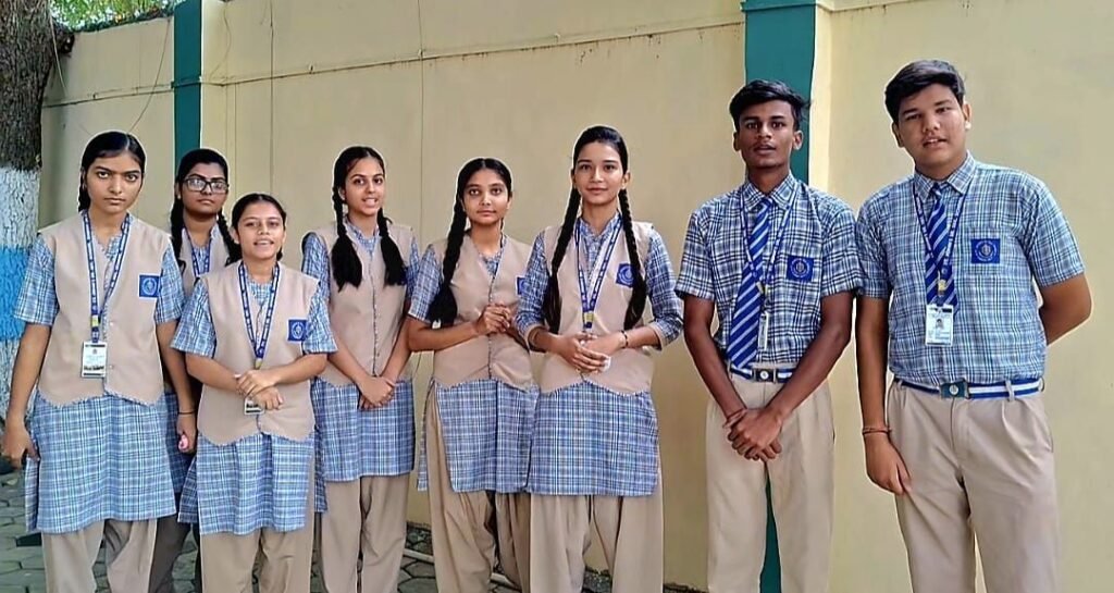 स्कूली बच्चों ने दिखाया बड़ा दिल, दीपावली पर्व पर ज़रूरतमंदों को बांटा राशन किट, सेंटजान्स स्कूल के बच्चों ने की ग़रीबों की मदद 3 स्कूली बच्चों ने दिखाया बड़ा दिल, दीपावली पर्व पर ज़रूरतमंदों को बांटा राशन किट, सेंटजान्स स्कूल के बच्चों ने की ग़रीबों की मदद | New India Times