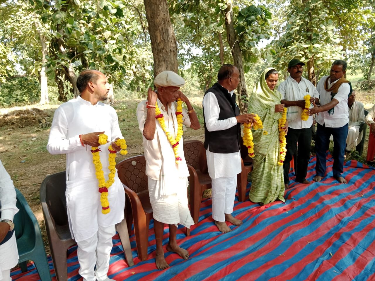 ग्रामीणों की मांग पर मेघनगर जनपद अध्यक्ष ललिता मुकेश मुणिया ने पुलिया निर्माण की दी स्वीकृति, लाखों के निर्माण कार्यों का किया भूमि पूजन | New India Times