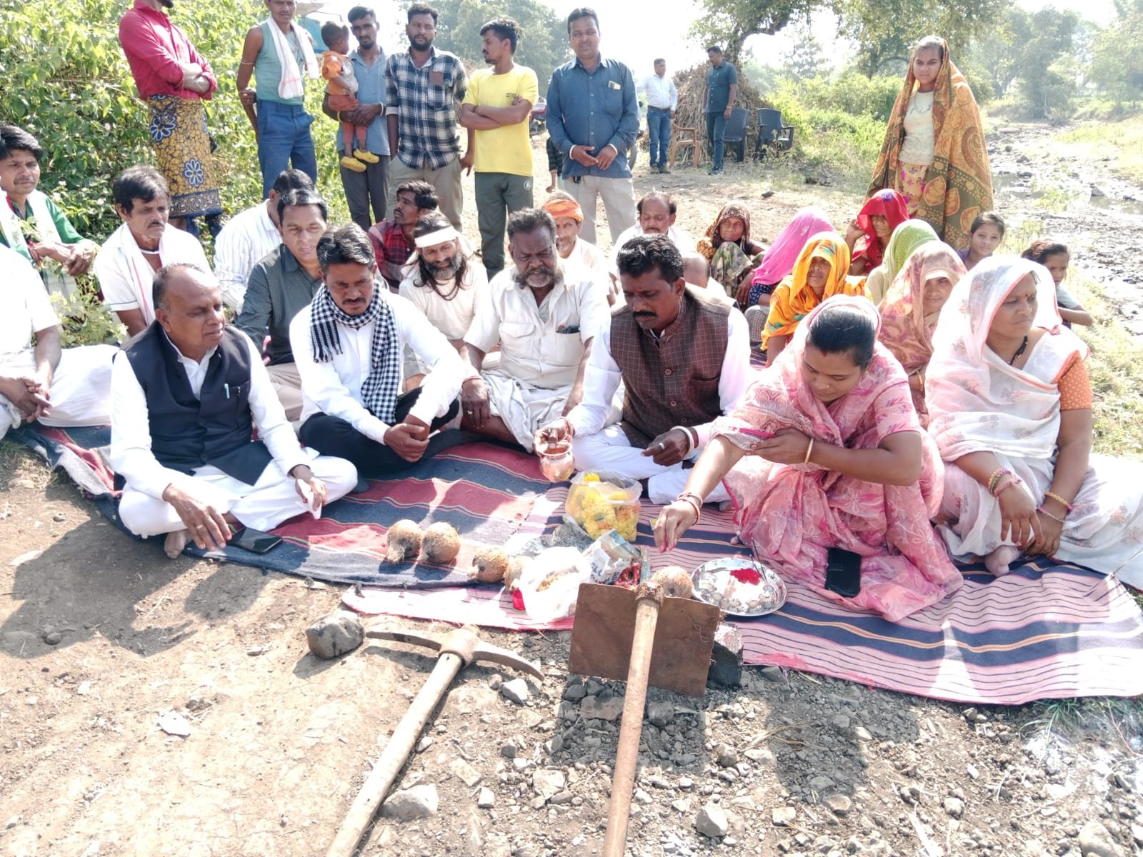 क्षेत्रीय विधायक वीर सिंह भूरिया एवं मेघनगर जनपद अध्यक्ष ललिता मुकेश मुणिया ने किया बावड़ी फारेस्ट पुलिया निर्माण का उद्घाटन एवं भुमि पुजन | New India Times