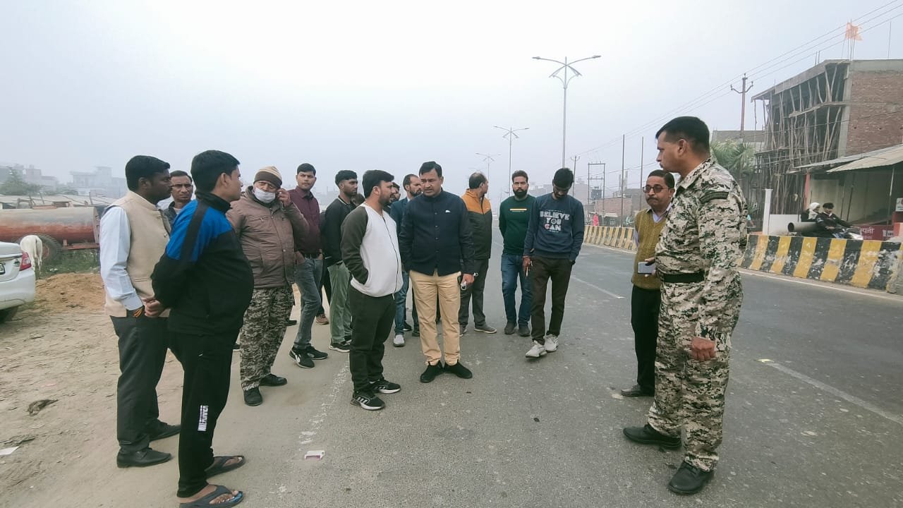 नगर आयुक्त ने अपनी मौजूदगी में करवाया सफाई कार्य | New India Times