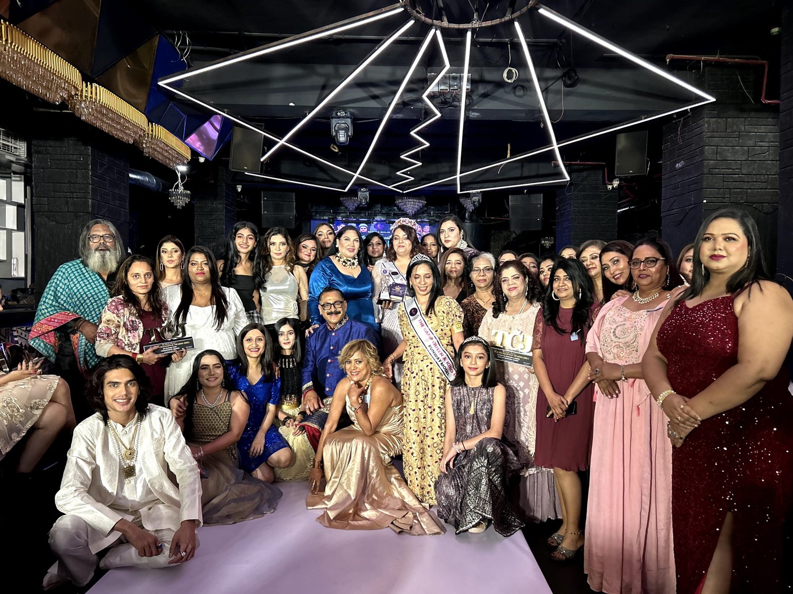 बीना मालजी प्रस्तुत करती हैं द कैलेंडर जर्नी का "द रैंप क्वीन एंड किंग इंडिया, सीजन 7" "वॉक फॉर इनक्लूसिविटी" | New India Times