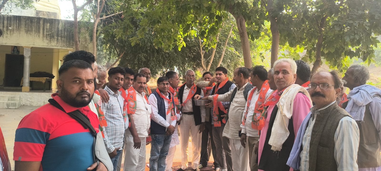 भाजपा जिला अध्यक्ष सत्येंद्र पाराशर के नेतृत्व में मनाया गया विजय उत्सव | New India Times