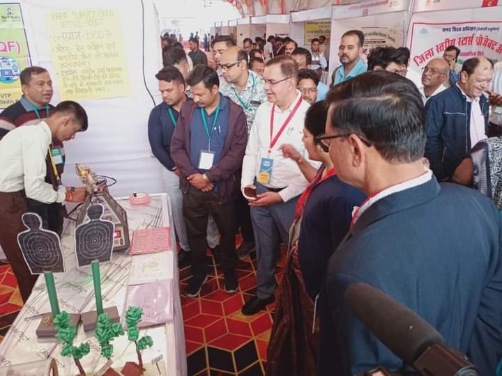 भोपाल में आयोजित राज्य स्तरीय कौशल प्रदर्शनी में छिंदवाड़ा जिले के सक्षम चौरसिया एवं वसुंधरा कवरेती ने की सहभागिता | New India Times