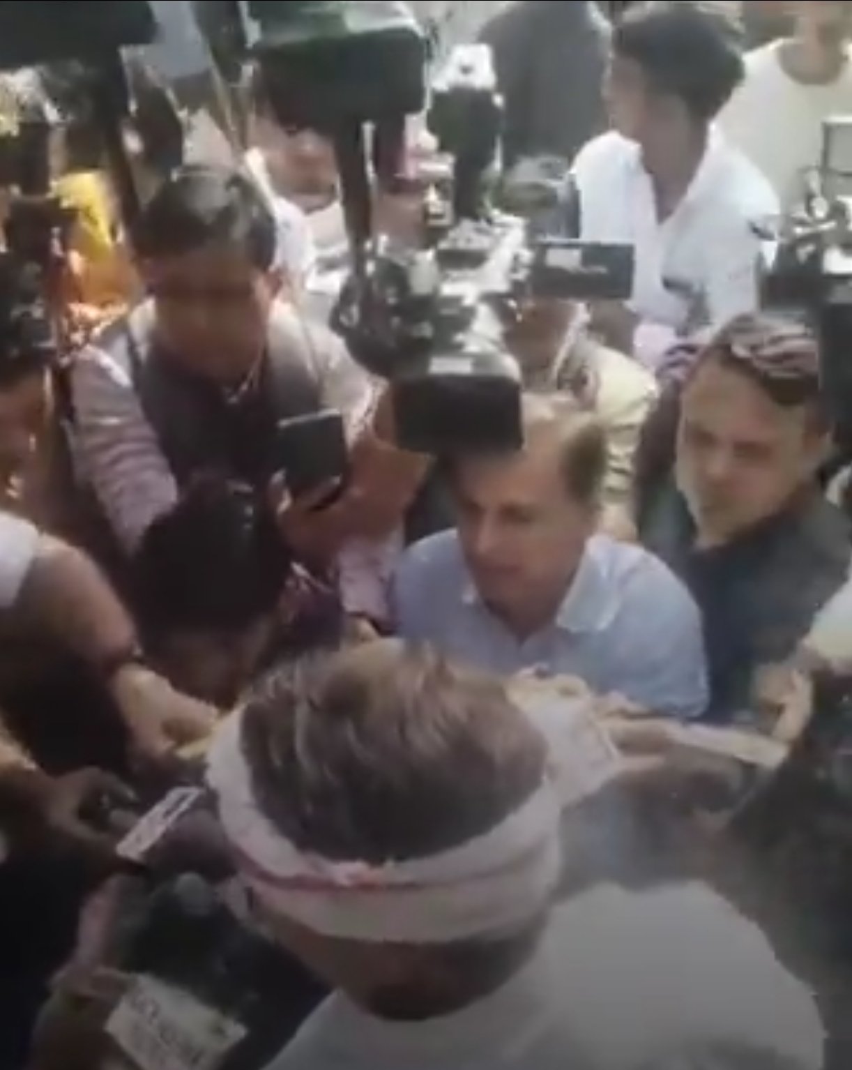 निर्दलीय उम्मीदवार नरेश मीणा व उपखण्ड अधिकारी अमित चौधरी के बीच थप्पड़ मामला बढ़ सकता है 1 निर्दलीय उम्मीदवार नरेश मीणा व उपखण्ड अधिकारी अमित चौधरी के बीच थप्पड़ मामला बढ़ सकता है | New India Times