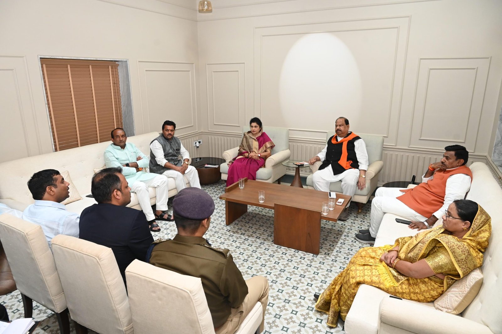 मुख्यमंत्री जनकल्याण अभियान एवं गीता जयंती की तैयारियों के संबंध में प्रभारी मंत्री श्री काश्यप ने की बैठक | New India Times