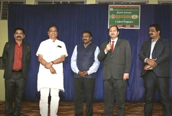 ग्रामीण इलाके में शिक्षा में दिए योगदान के लिए सुरेश जैन फार्मेसी कॉलेज को B+ नामांकन | New India Times