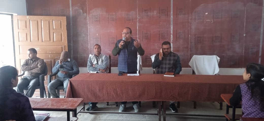 माता प्रसाद जयसवाल इंटर कॉलेज इटवा सिद्धार्थ नगर में किया गया विशेष विधिक साक्षरता शिविर का आयोजन | New India Times