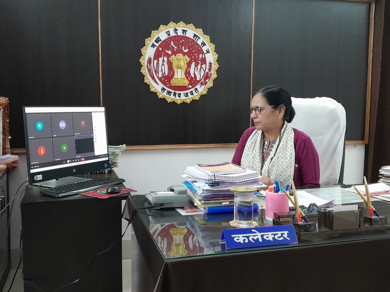 वीडियो कांफ्रेंसिंग के माध्यम से तहसीलदारों से चर्चा | New India Times