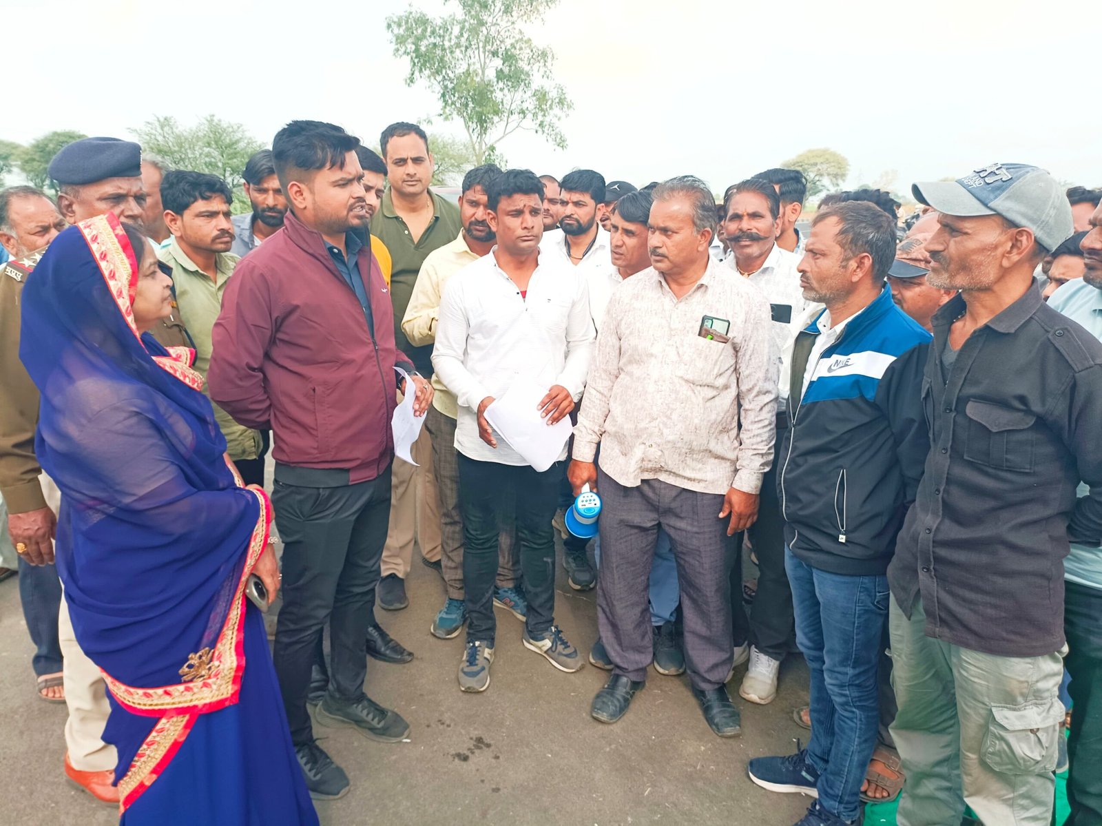 तिरला बायपास व तिरला खरमपुर क्रासिंग पर सुधार को लेकर धरना-प्रदर्शन 1 तिरला बायपास व तिरला खरमपुर क्रासिंग पर सुधार को लेकर धरना-प्रदर्शन | New India Times