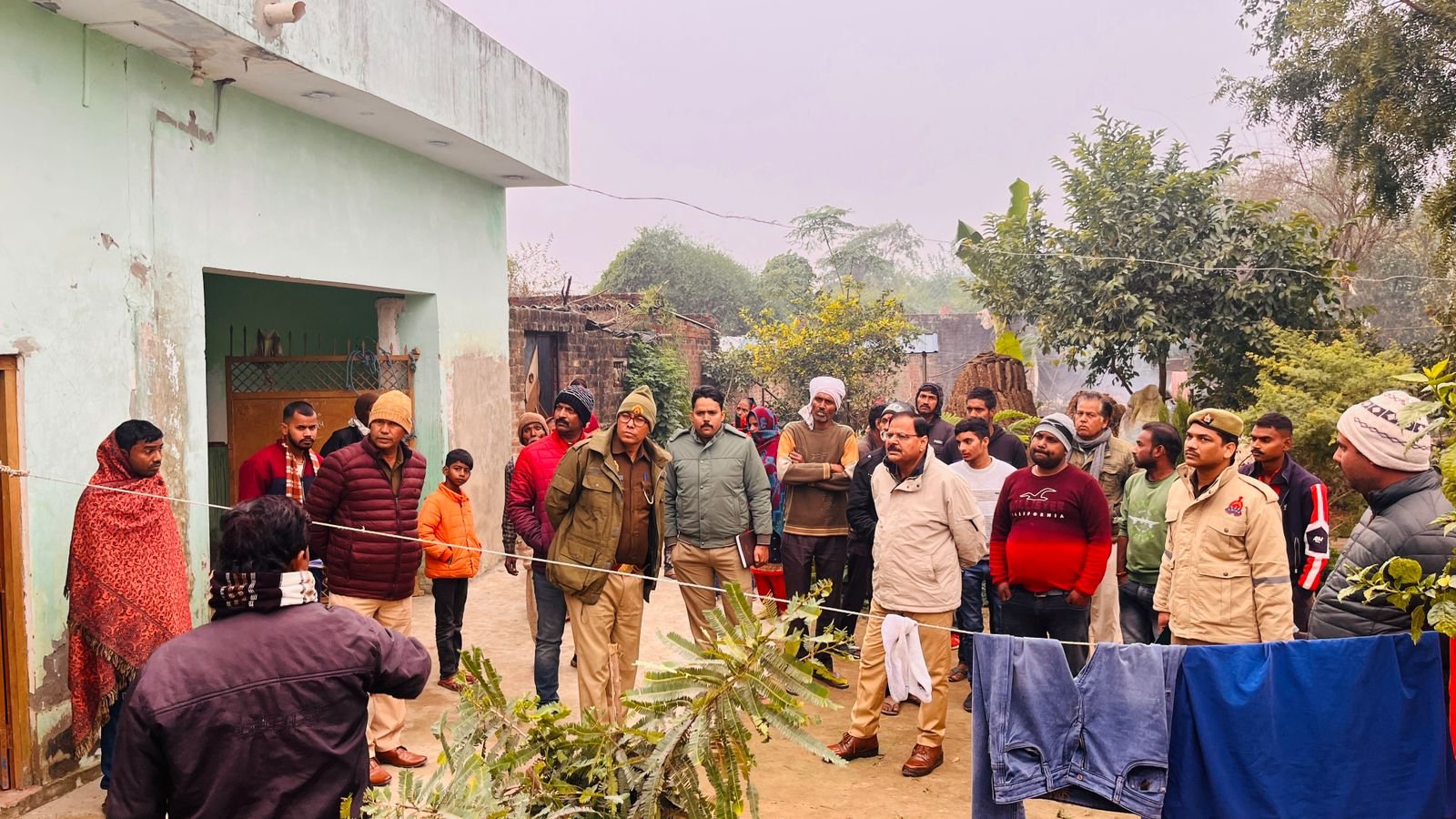 एक रात में थाना क्षेत्र के तीन गांवों में चोरी और लूट की घटनाओं से क्षेत्र में दहशत | New India Times