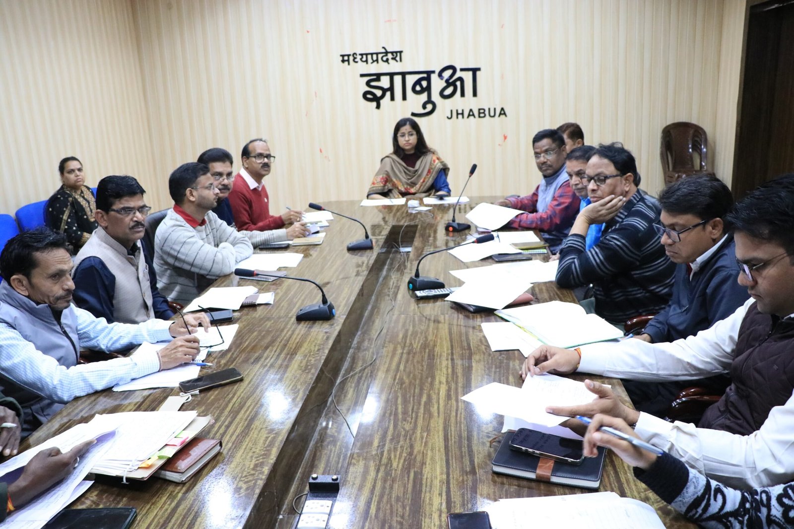 कलेक्टर की अध्यक्षता में जिला खनिज प्रतिष्ठान की कार्यपालिका समिति की बैठक संपन्न | New India Times