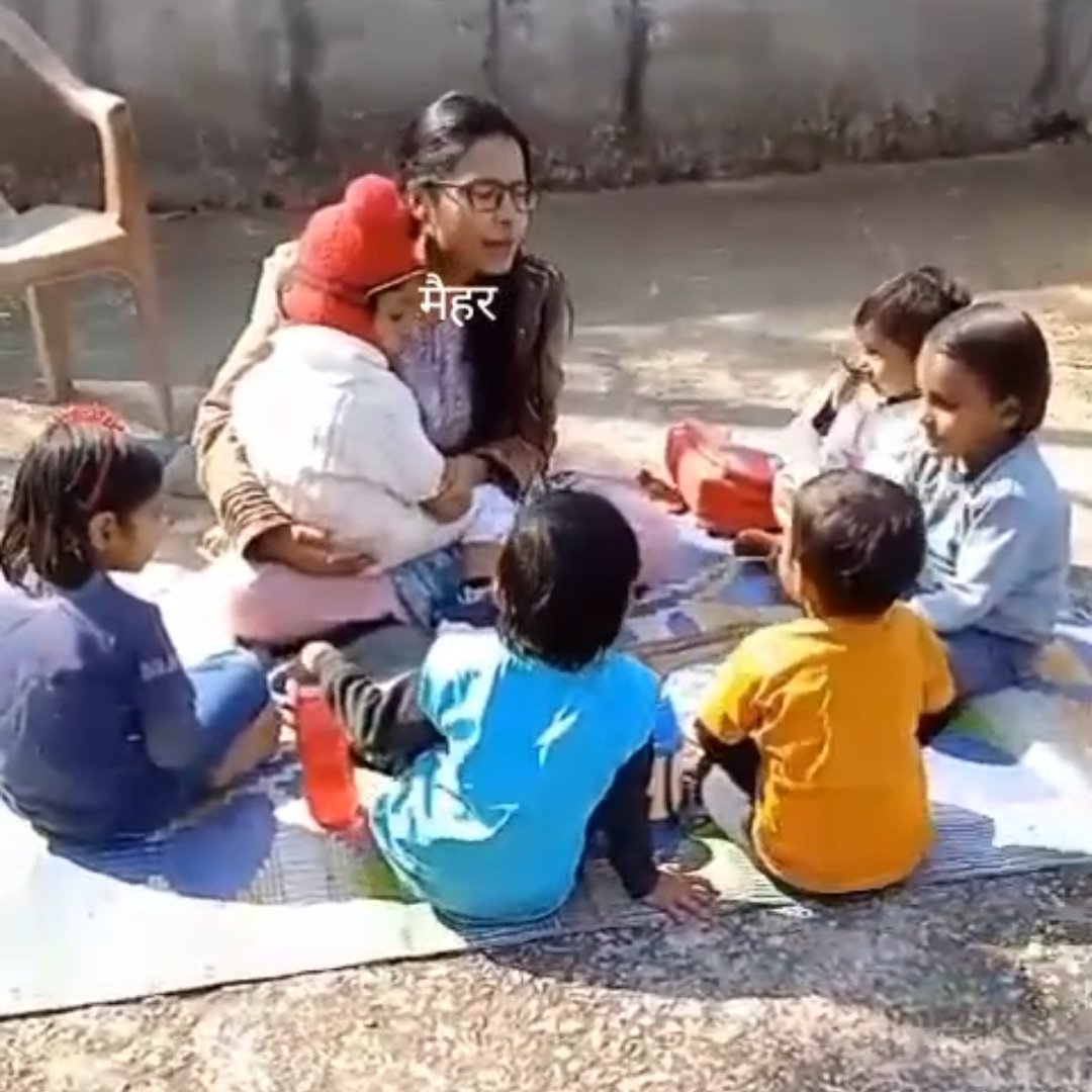 आम बच्चों के साथ अब आंगनवाड़ी में पढ़ेगा SDM का बेटा, हर तरफ हो रही है सराहना | New India Times