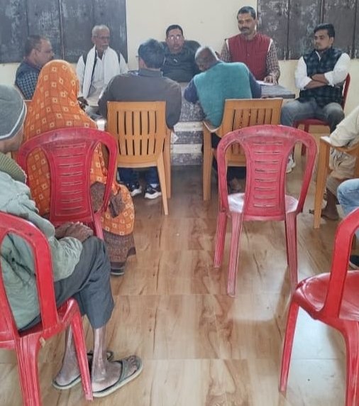 बंद कमरे में हुई उचित दर दुकान के चयन की बैठक, ग्रामीणों ने उठाए सवाल | New India Times