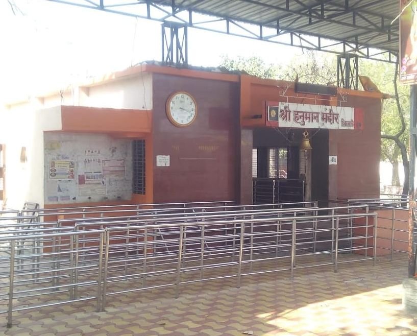 किसानों के खेत रौंद कर चल पड़े हजारों भक्त, पुलिस गायब, ट्रैफिक जाम | New India Times