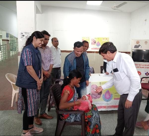 पल्स पोलियो अभियान: 5 साल तक के बच्चों को पिलाई जा रही है पोलियो की दवा | New India Times