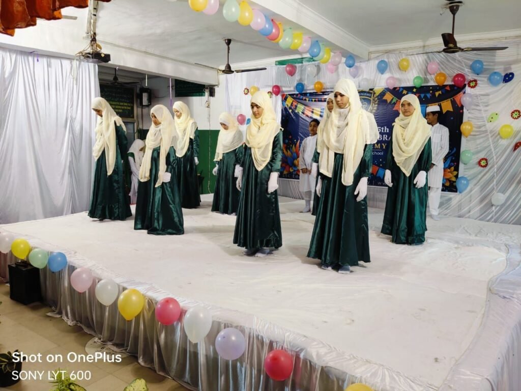 हर्ष उल्लास के साथ संपन्न हुआ एसएससी अकादमी स्कूल का 15वां वार्षिक दिवस समारोह | New India Times