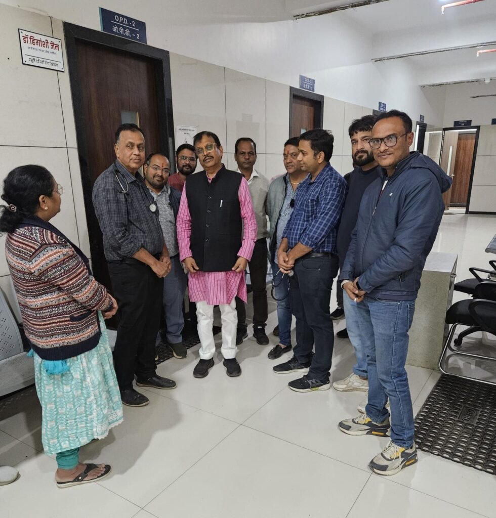 गाय को बचाने के चक्कर में कार दुर्घटना, भाजपा युवा मोर्चा जिला उपाध्यक्ष, जनपद उपाध्यक्ष सहित वरिष्ठ नेता हुए घायल 3 गाय को बचाने के चक्कर में कार दुर्घटना, भाजपा युवा मोर्चा जिला उपाध्यक्ष, जनपद उपाध्यक्ष सहित वरिष्ठ नेता हुए घायल | New India Times