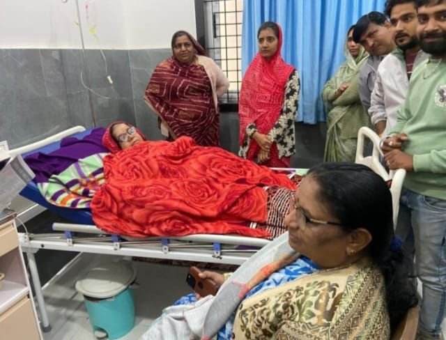 गाय को बचाने के चक्कर में कार दुर्घटना, भाजपा युवा मोर्चा जिला उपाध्यक्ष, जनपद उपाध्यक्ष सहित वरिष्ठ नेता हुए घायल 2 गाय को बचाने के चक्कर में कार दुर्घटना, भाजपा युवा मोर्चा जिला उपाध्यक्ष, जनपद उपाध्यक्ष सहित वरिष्ठ नेता हुए घायल | New India Times