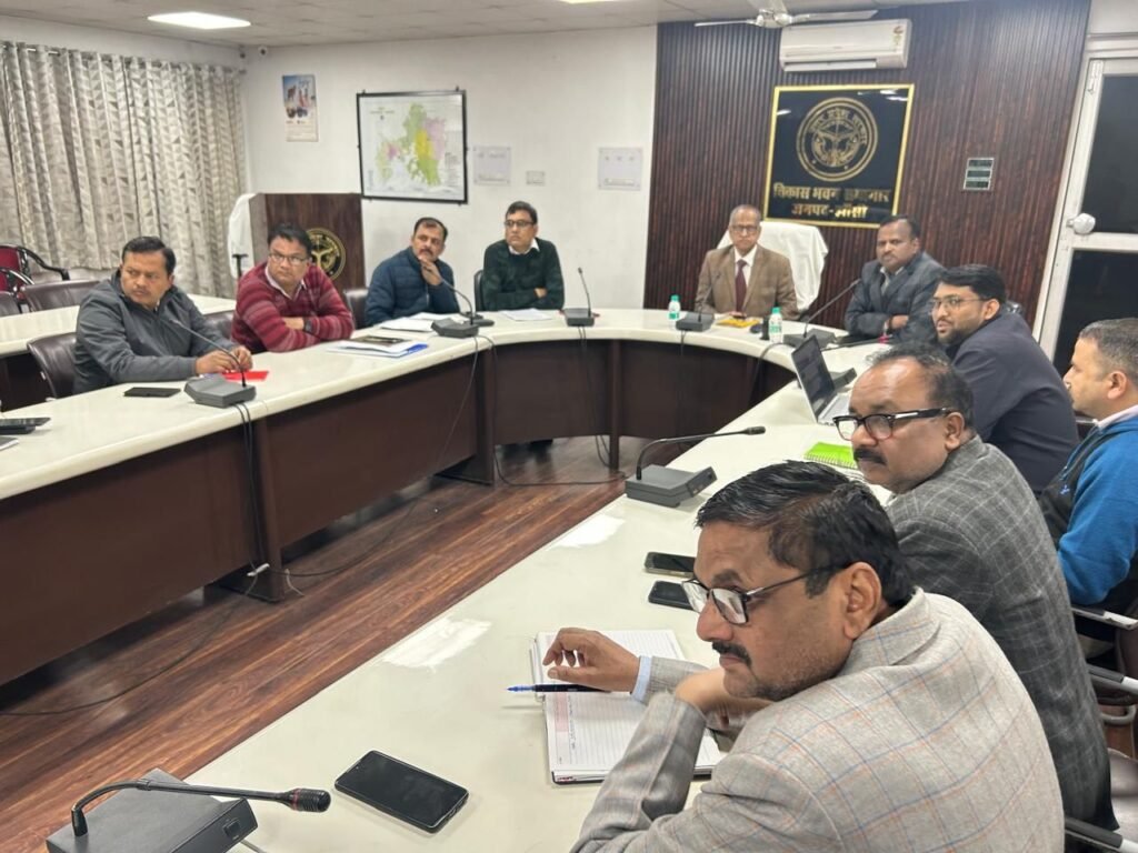 जनता की समस्याओें का पूर्ण ईमानदारी के साथ निस्तारण करायें: श्री पी0के0 अग्रवाल | New India Times